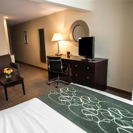 Comfort Suites University Area Notre Dame-South Bend Exteriör bild