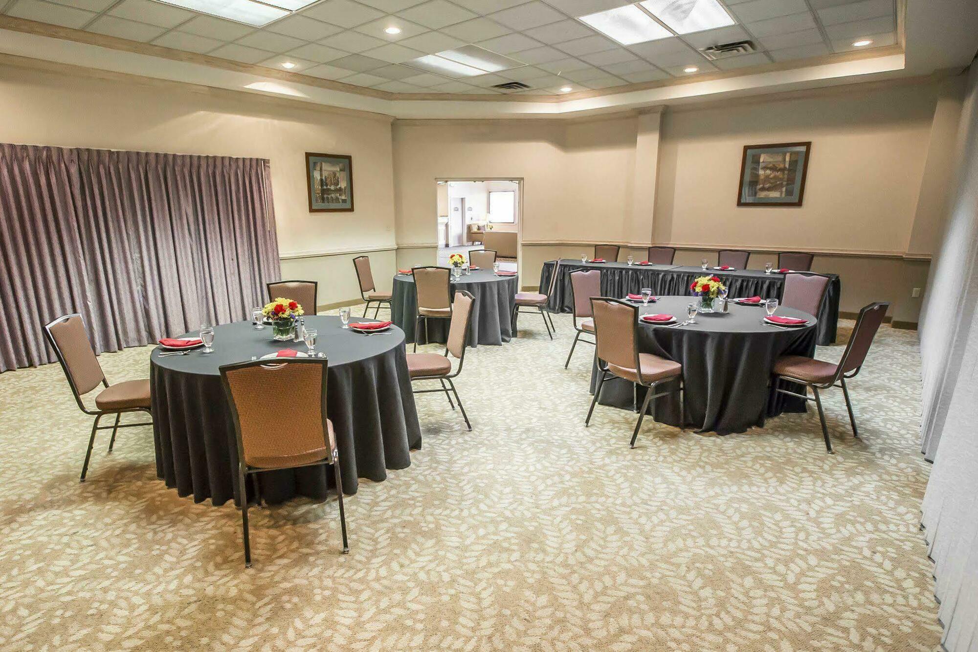 Comfort Suites University Area Notre Dame-South Bend Exteriör bild